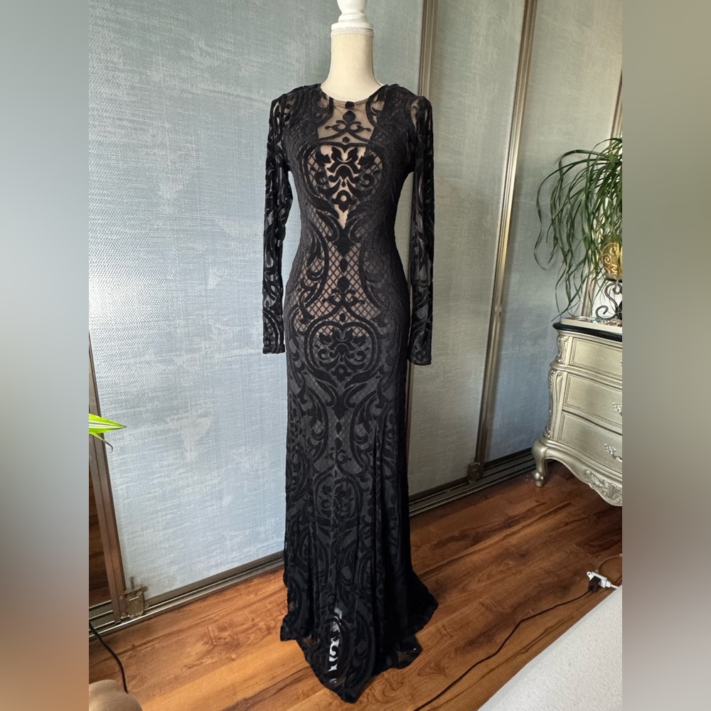 BCBGMaxAzria Black Long Selma Velvet burnout down Dress, BCBG, Long sleeves - Picture 7 of 11